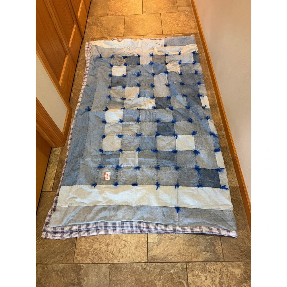 Handmade Patchwork Denim Quilt Levi Strauss Pocket Plaid Flannel Back 71x88